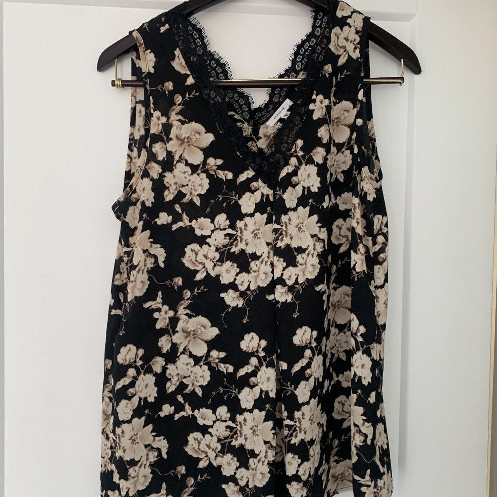 PLEIONE Women's Floral & Lace Blouse